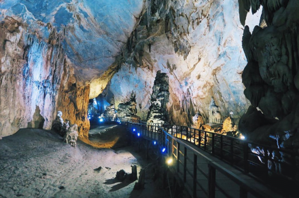 Tour Du Lịch Đà Nẵng 5N4Đ: Đà Nẵng/Huế - Động Thiên Đường/Phong Nha - Cù Lao Chàm - Hội An 2 Tour Du Lịch Đà Nẵng 5N4Đ: Đà Nẵng/Huế - Động Thiên Đường/Phong Nha - Cù Lao Chàm - Hội An 2