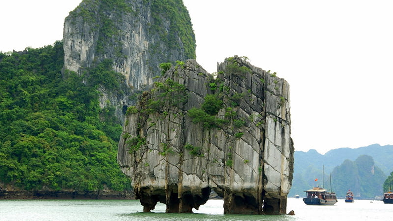 Tour du lịch xuyên Việt 16N15D từ TPHCM 13