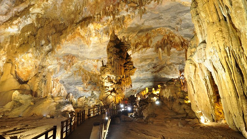 Tour du lịch xuyên Việt 16N15D từ TPHCM 8