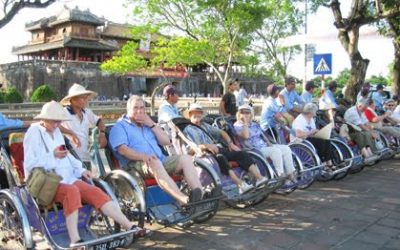 Tour Du Lịch Huế Nửa Ngày: Tinh Hoa Ẩm Thực