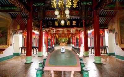 HOI AN CITY TOUR – BOAT RIDE – DROP FLOWER LANTERN (MORE OPTIONS: STREET FOODS/ AO DAI)