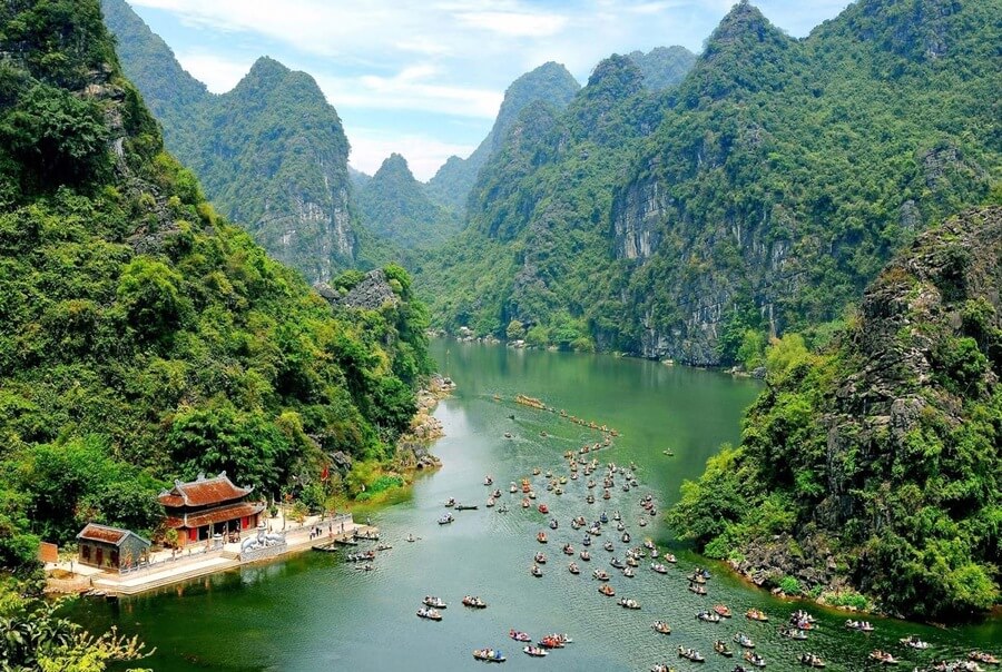 Tour Xuyên Việt 14 ngày 13 đêm - Hello Việt Nam Travel 11